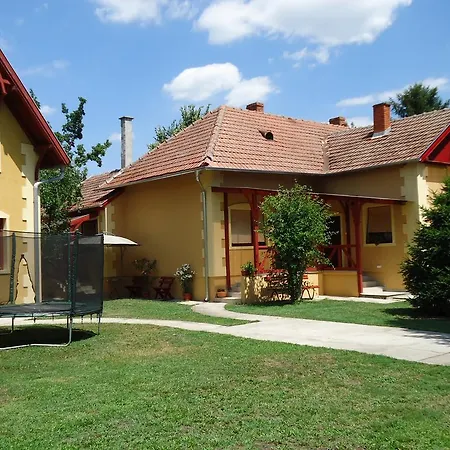 Prenociste Stara Breza *