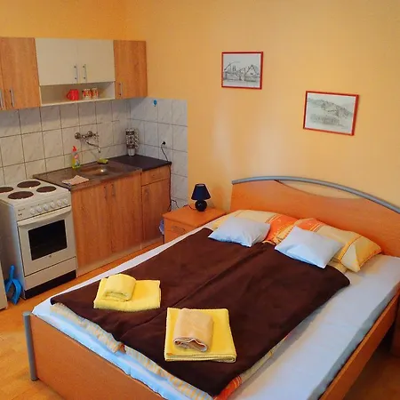 Prenociste Stara Breza Pensjonat 3*